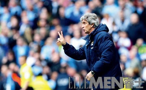 Fan, Product, Coach, Player, Stadium, Championship, Gesture, Audience, Crowd, Team sport, 