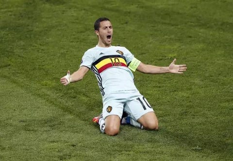 Football player, Soccer, Player, Grass, Team sport, Football, Sports, Ball game, Ball, Sports equipment, Football player, Soccer, Player, Grass, Team sport, Football, Sports, Ball game, Ball, Sports equipment,
