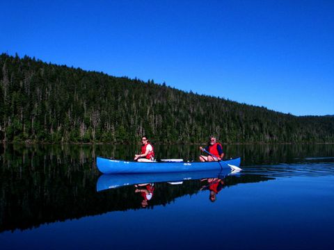Water transportation, Boat, Vehicle, Boating, Reflection, Canoe, Boats and boating--Equipment and supplies, Kayaking, Lake, Wilderness, 