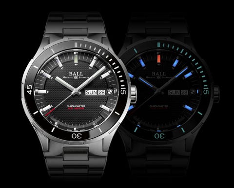 Watch, Analog watch, Watch accessory, Fashion accessory, Strap, Brand, Jewellery, Material property, Metal, Font, 