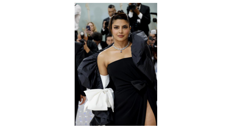 “Bulgari’s Rare and Stunning Laguna Blu Diamond Necklace Shines on Priyanka Chopra at Met Gala”