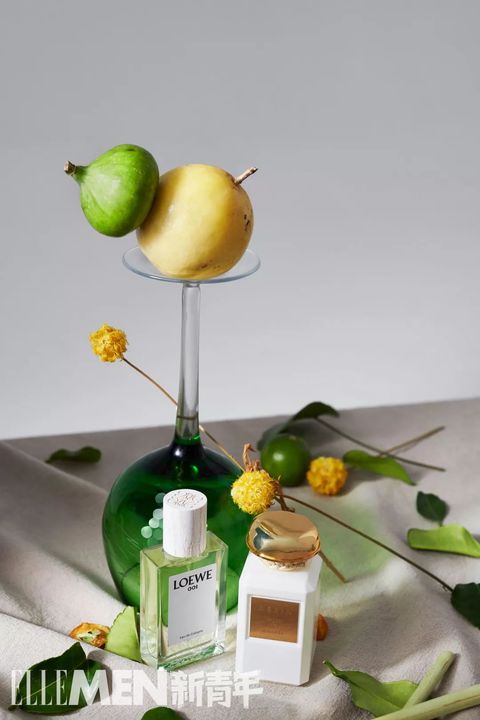 Key lime, Lime, Citrus, Still life photography, Liqueur, Food, Fruit, Lemon, Drink, Plant, 