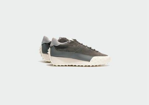 Footwear, Shoe, White, Sneakers, Beige, Outdoor shoe, Sportswear, Leather, Athletic shoe, Footwear, Shoe, White, Sneakers, Beige, Outdoor shoe, Sportswear, Leather, Athletic shoe,