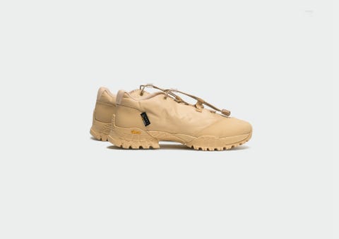 Shoe, Footwear, White, Beige, Cleat, Outdoor shoe, Tan, Sneakers, Sportswear, Walking shoe, Shoe, Footwear, White, Beige, Cleat, Outdoor shoe, Tan, Sneakers, Sportswear, Walking shoe,