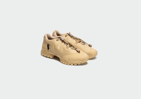 Footwear, Shoe, Beige, Tan, Product, Outdoor shoe, Brown, Hiking boot, Walking shoe, Athletic shoe, Footwear, Shoe, Beige, Tan, Product, Outdoor shoe, Brown, Hiking boot, Walking shoe, Athletic shoe,