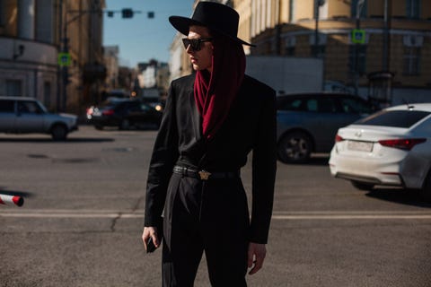 Street fashion, Fashion, Vehicle, Car, Snapshot, Luxury vehicle, Automotive design, Street, Standing, Pedestrian, Street fashion, Fashion, Vehicle, Car, Snapshot, Luxury vehicle, Automotive design, Street, Standing, Pedestrian,