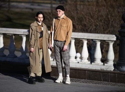 Fashion, Street fashion, Standing, Human, Outerwear, Photography, Coat, Fashion design, Winter, Trousers, Fashion, Street fashion, Standing, Human, Outerwear, Photography, Coat, Fashion design, Winter, Trousers,