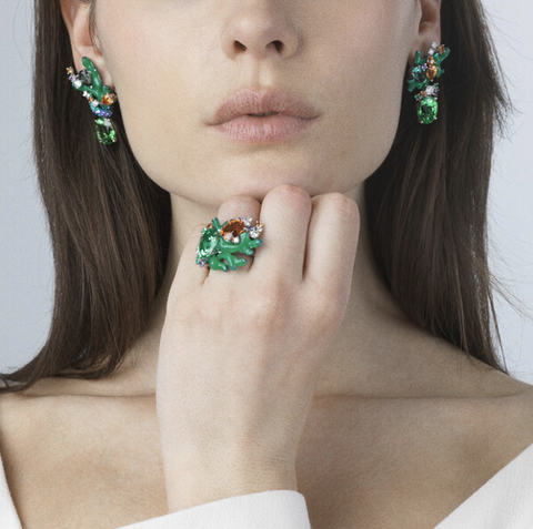 Chaumet Hanhai epic high-definition jewelry set is a deep-sea exploration high-definition earrings and rings