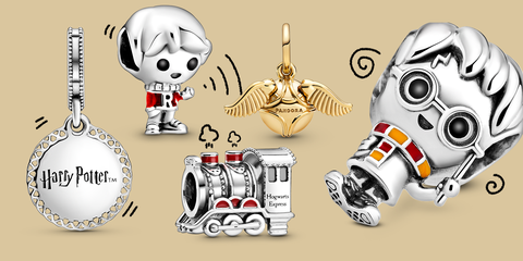 Robot, Cartoon, Technology, Silver, Fictional character, Machine, Animation, Art, Fashion accessory, Illustration, 