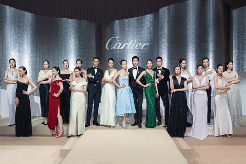 卡地亚全新sixiÈme sens par cartier高级珠宝展晚宴
一众超模演绎卡地亚高级珠宝与腕表臻品