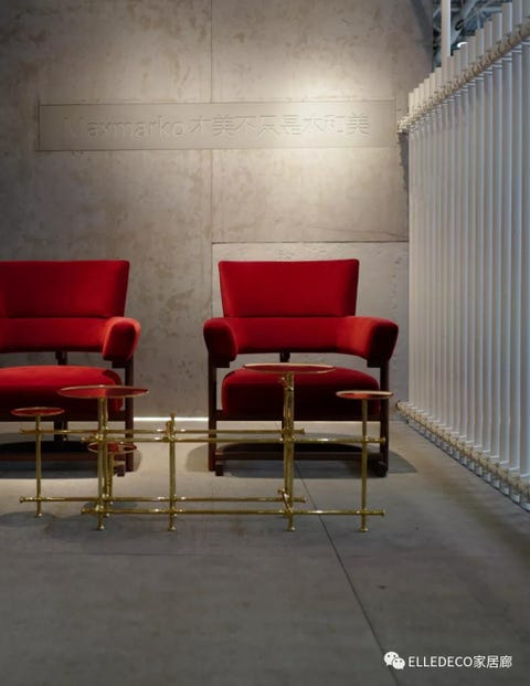 Furniture, Chair, Red, Floor, Room, Interior design, Public space, Waiting room, Wall, Architecture, Furniture, Chair, Red, Floor, Room, Interior design, Public space, Waiting room, Wall, Architecture,