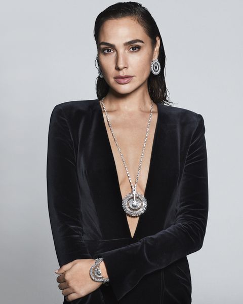Gal Gadot wearing a botanica dandelion diamond necklace, bracelet and earrings from Tiffany's 2022 blue book high jewelry collection