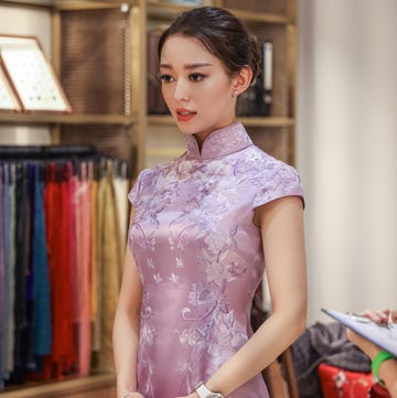 Clothing, Beauty, Dress, Purple, Shoulder, Fashion, Fashion design, Formal wear, Neck, Textile, Clothing, Beauty, Dress, Purple, Shoulder, Fashion, Fashion design, Formal wear, Neck, Textile,