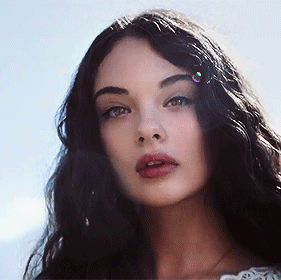 世界上颜值最高的女人被超越了,因为她女儿出道了 莫妮卡·贝鲁奇女儿