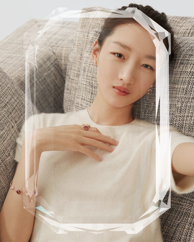 宝诗龙品牌代言人周冬雨