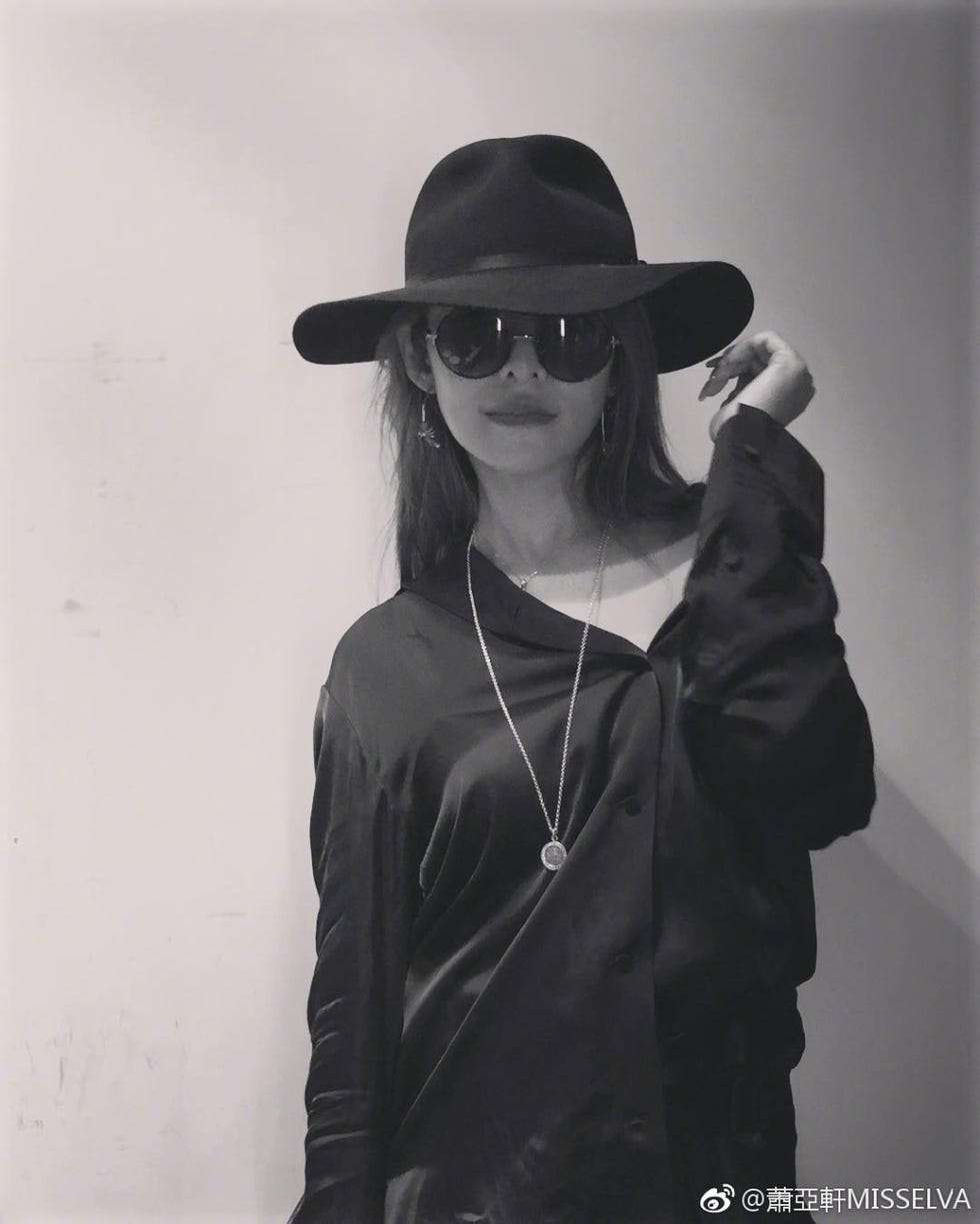 White, Eyewear, Black, Hat, Clothing, Fedora, Cool, Sunglasses, Black-and-white, Headgear, 