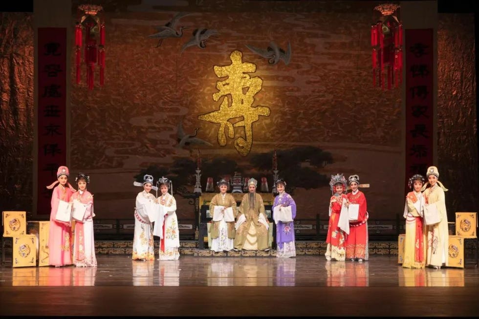 《五女拜寿》