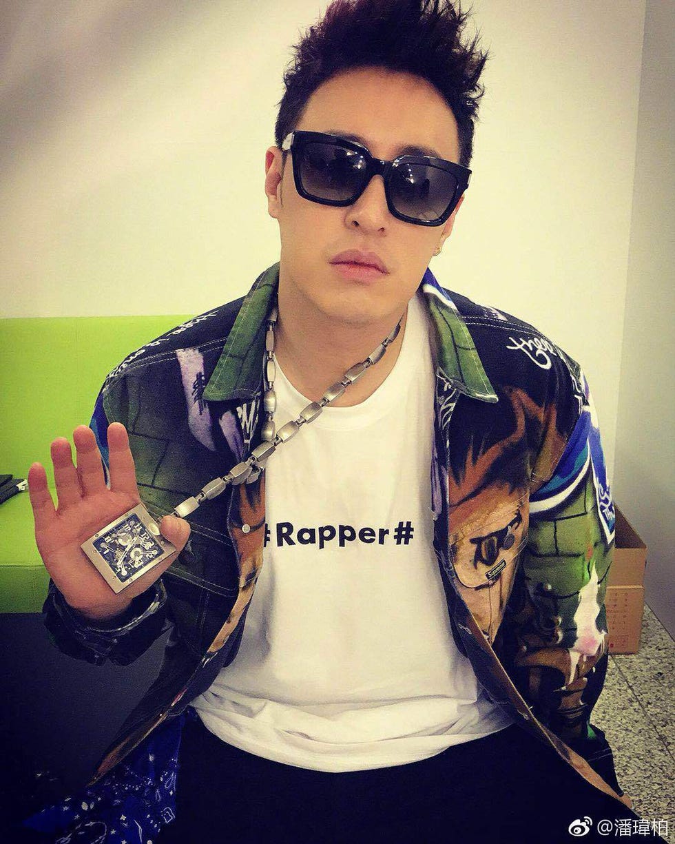 Eyewear, Cool, Sunglasses, Fashion, Selfie, Glasses, Photography, Outerwear, Jacket, Black hair, 