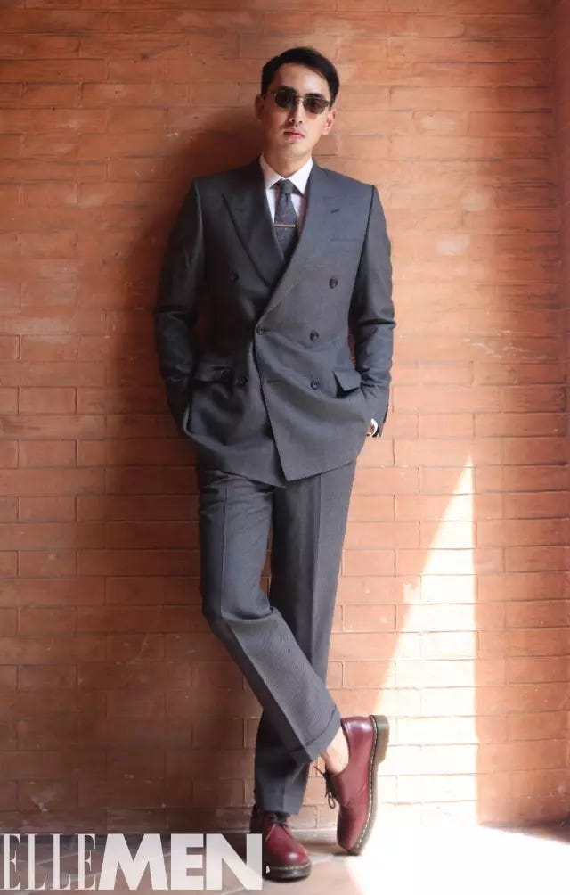 Suit, Clothing, Formal wear, Tuxedo, Outerwear, Standing, Blazer, Fashion, Pantsuit, Dress shirt, 