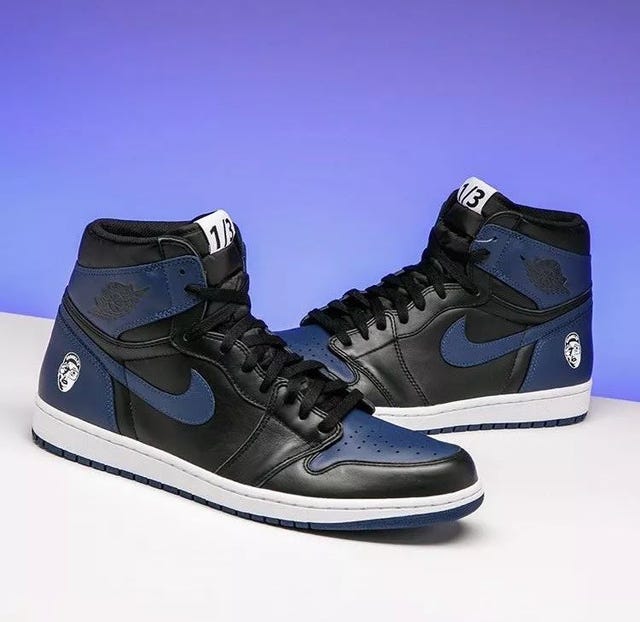 Shoe, Footwear, Sneakers, Black, Blue, Sportswear, Walking shoe, Product, Outdoor shoe, Basketball shoe, 