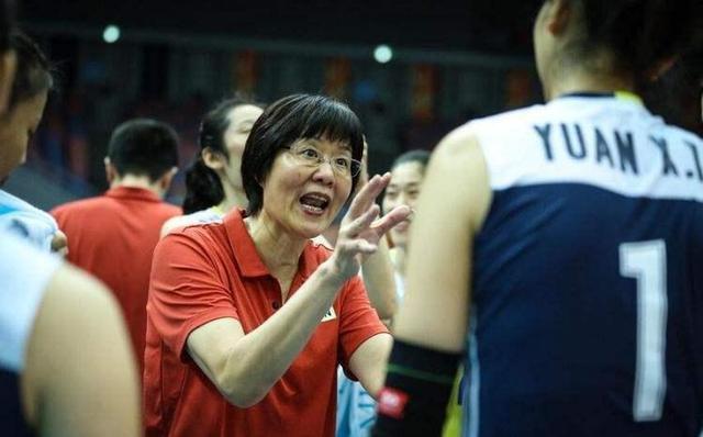 女排