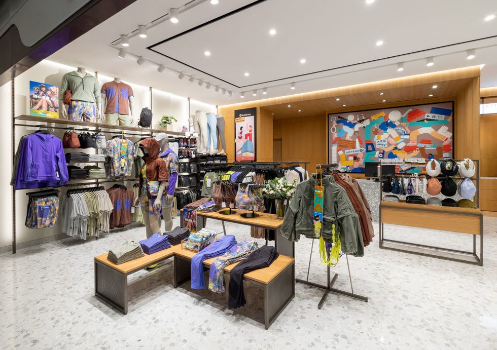 lululemon北京skp门店布置