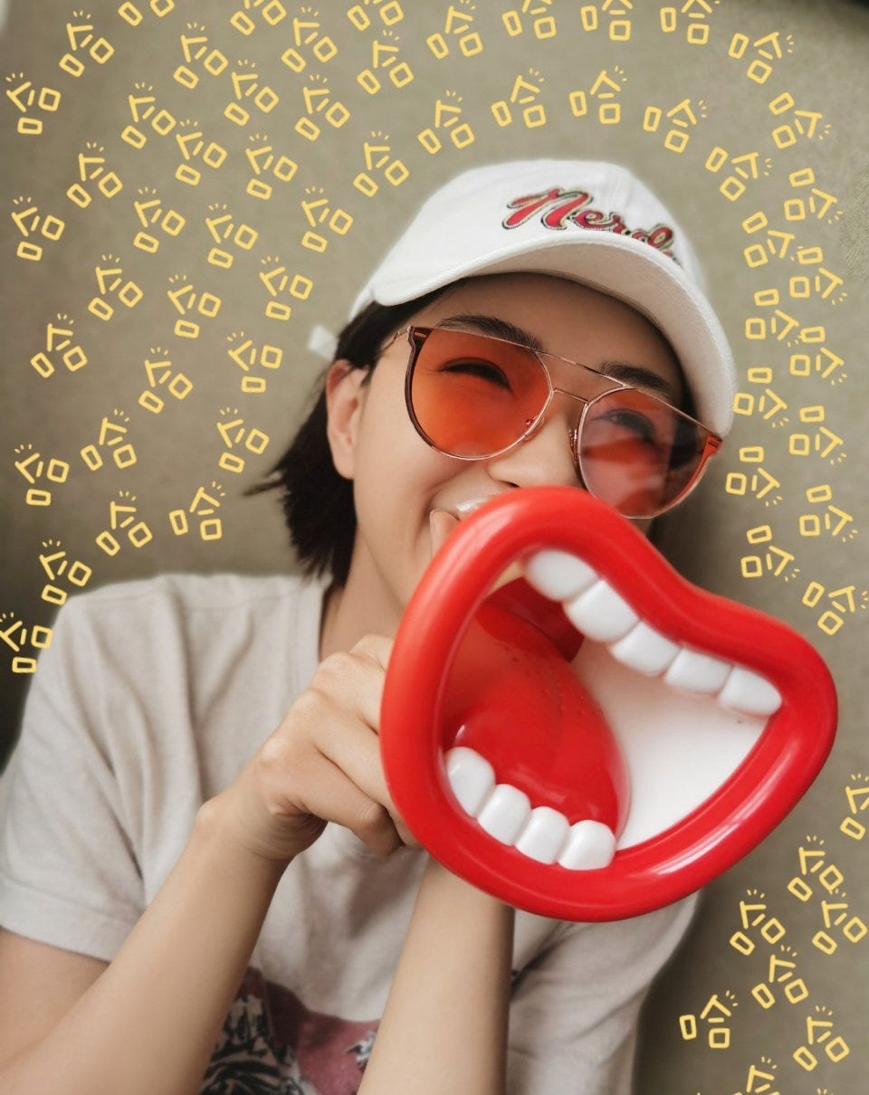 万茜