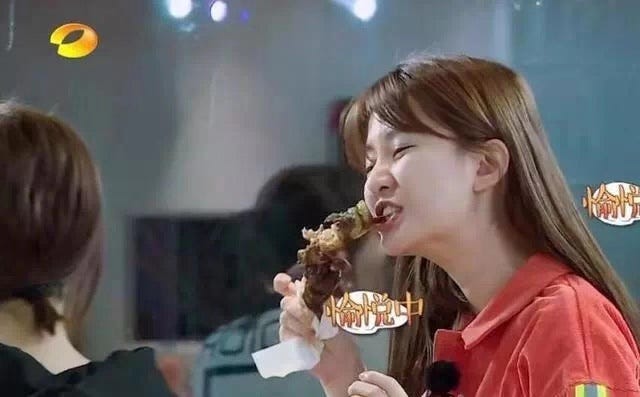 Eating, Junk food, Food, Snack, Dish, Cuisine, Fast food, 