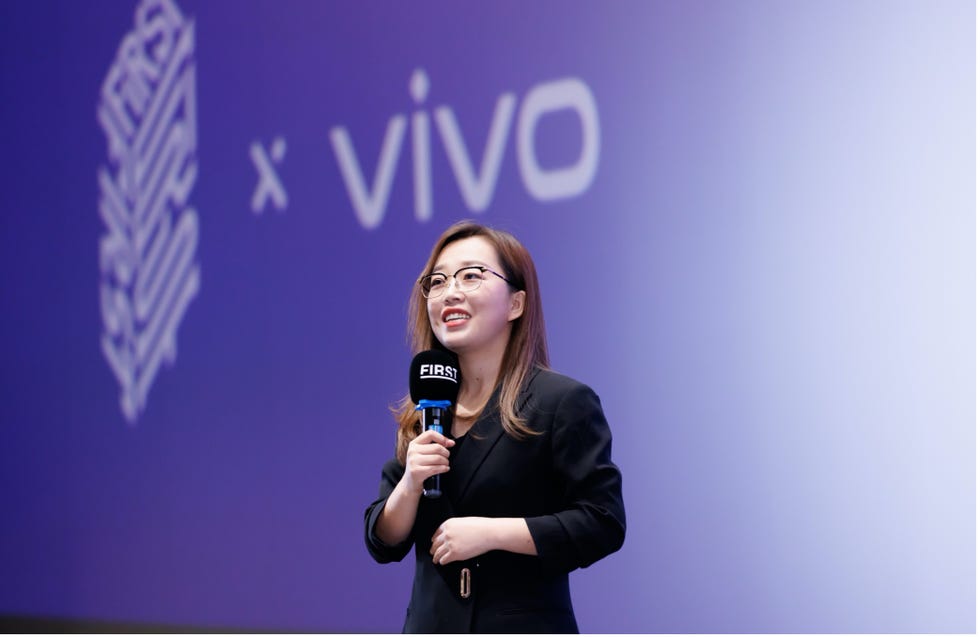 vivo公共关系部总经理徐彦春发表致辞