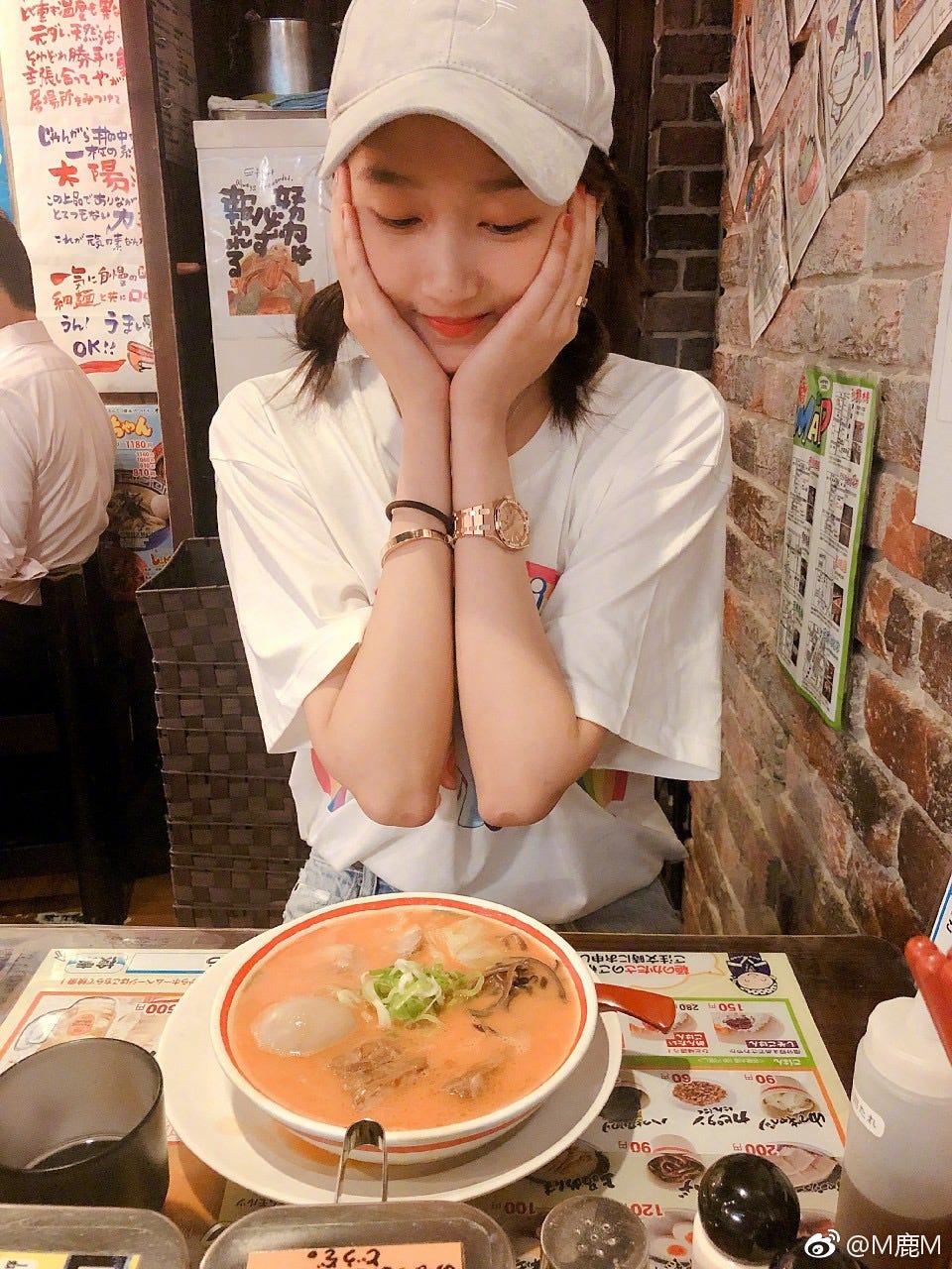 Food, Dish, Cuisine, Eating, Comfort food, Meal, Soup, Ingredient, Chinese food, Lunch, 