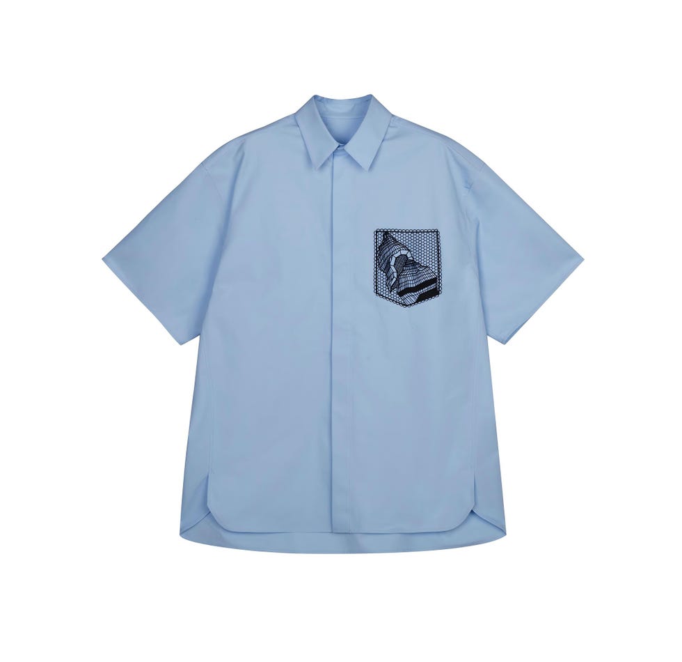 shortsleeved blue shirt with a graphic pocket design