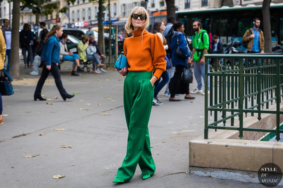 People, Green, Snapshot, Street fashion, Street, Pedestrian, Photography, Street performance, Road, 