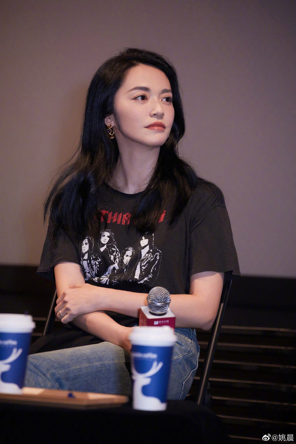 Lip, Mouth, Hairstyle, Plastic bottle, Eyelash, Black hair, Beauty, Bottle, Drinkware, Jewellery, 