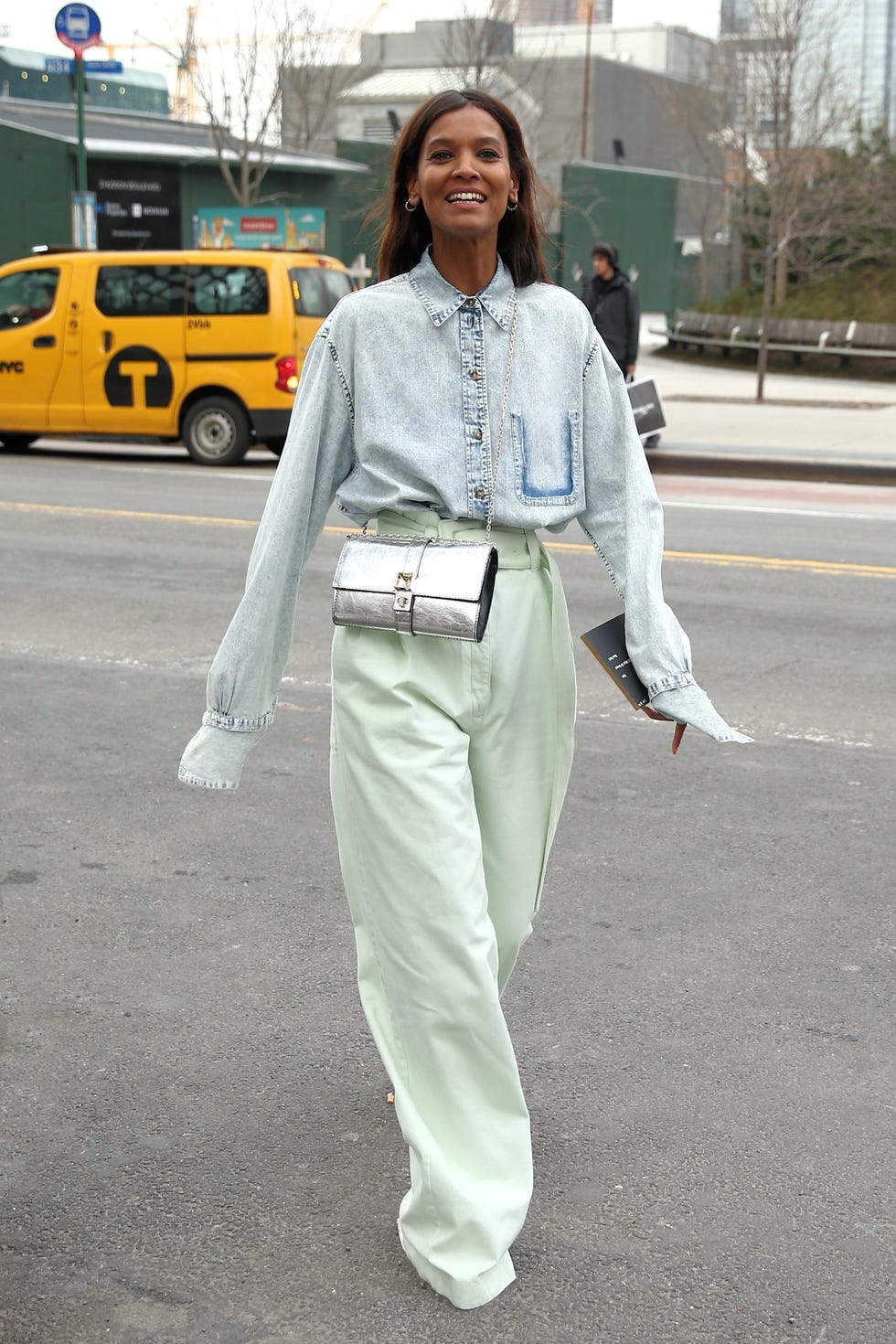 White, Street fashion, Clothing, Fashion, Snapshot, Jeans, Yellow, Denim, Pantsuit, Suit, 