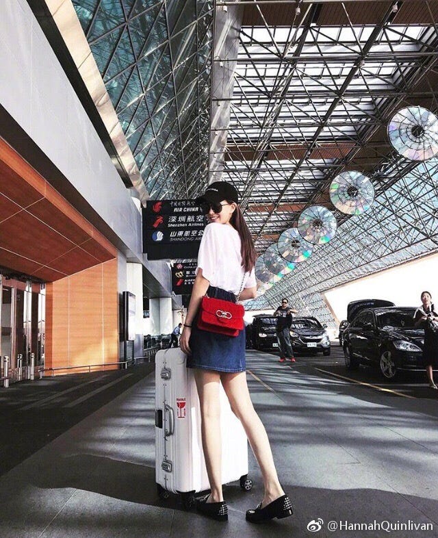 Beauty, Leg, Transport, Snapshot, Fashion, Human leg, Street fashion, Architecture, High heels, Photography, 