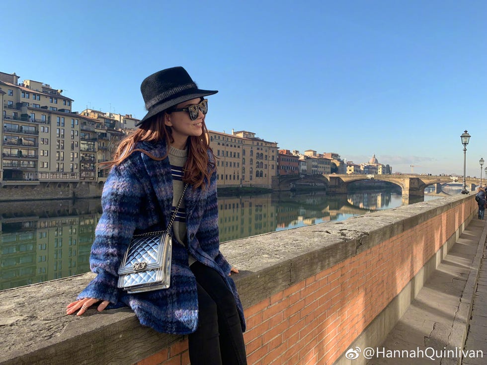 Street fashion, Beauty, Fashion, Denim, Jeans, Tourism, Urban area, Textile, Travel, Headgear, 