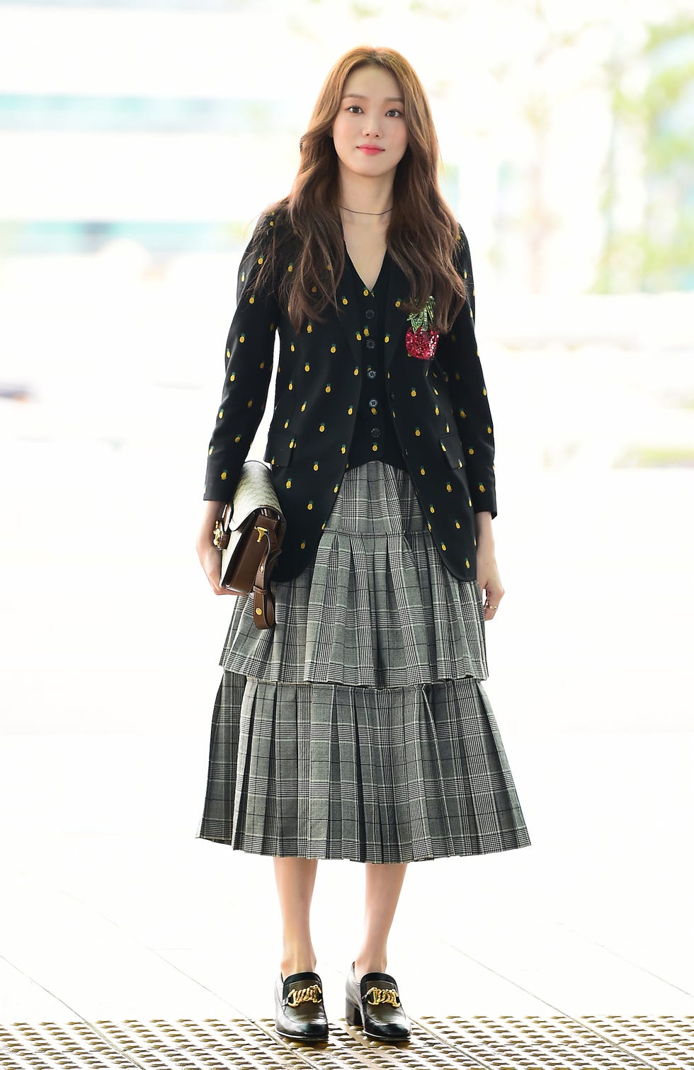 Clothing, Plaid, Tartan, Pattern, Fashion model, Fashion, Outerwear, Street fashion, Dress, Waist, 