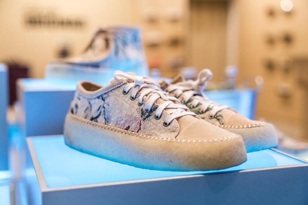 clarks originals