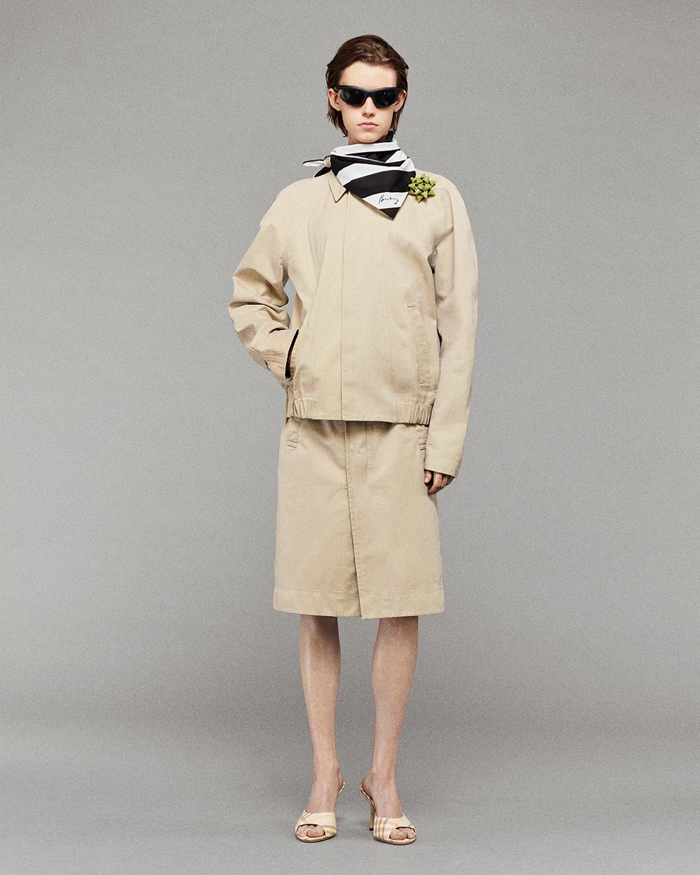 Burberry发布2025春季系列