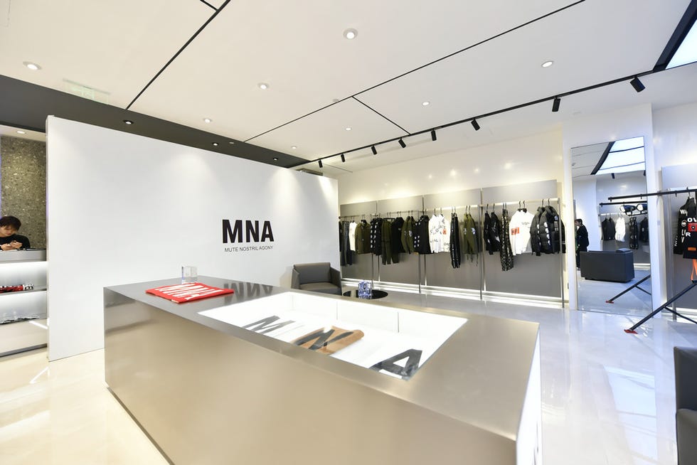 Interior design, Eyewear, Building, Automotive design, Ceiling, Fashion, Design, Architecture, Room, Footwear, 