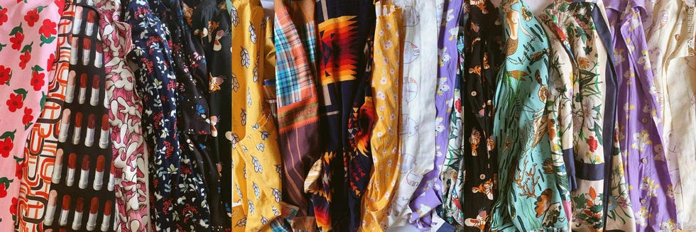 Clothing, Textile, Scarf, Room, Silk, Dress, Fashion accessory, Stole, Fashion design, 
