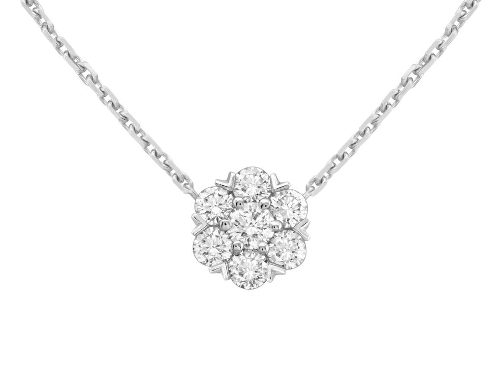 a diamond ring with diamonds