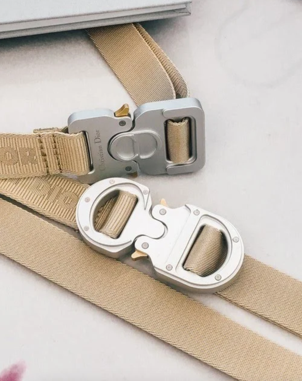 matthew m williams为

dior men设计的配饰
