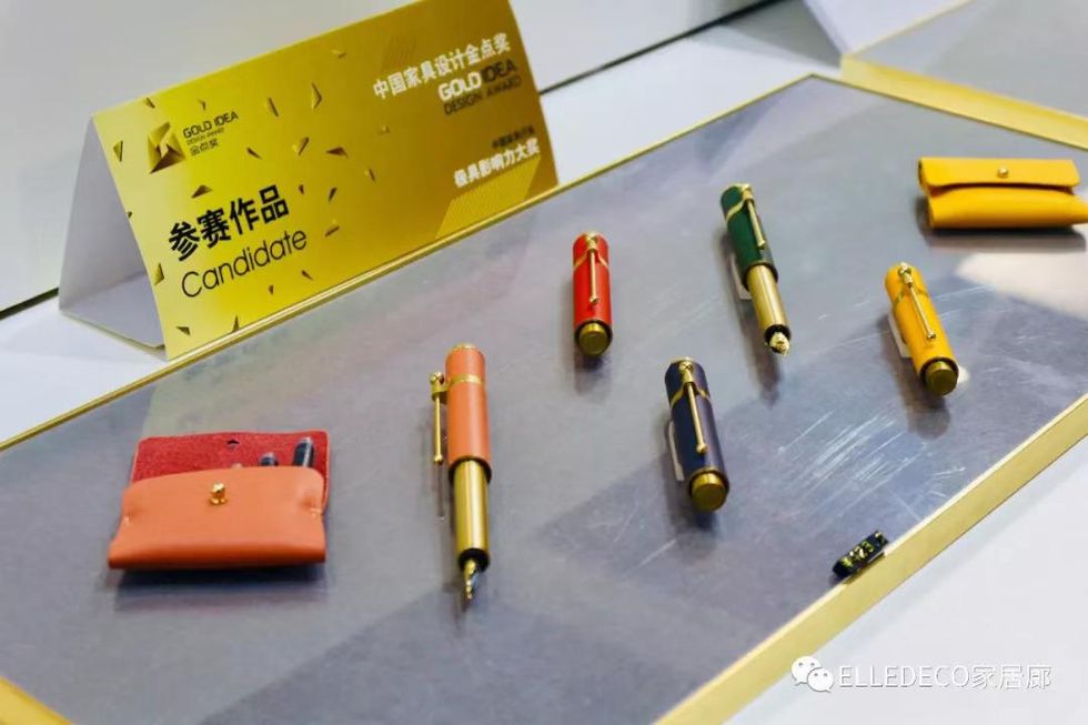 Yellow, Amber, Rectangle, Parallel, Bullet, Stationery, Ammunition, Plastic, General supply, Collection, 
