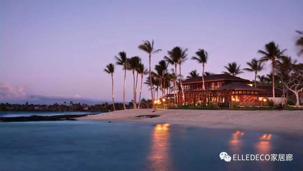 Resort, Property, Tree, Palm tree, Vacation, Sea, Arecales, Sky, Real estate, Tourism, 