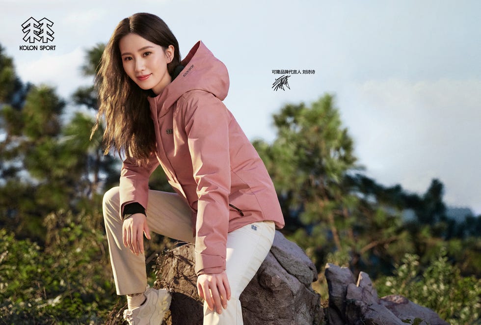kolon sport 可隆品牌代言人刘诗诗身着全新火山夹克