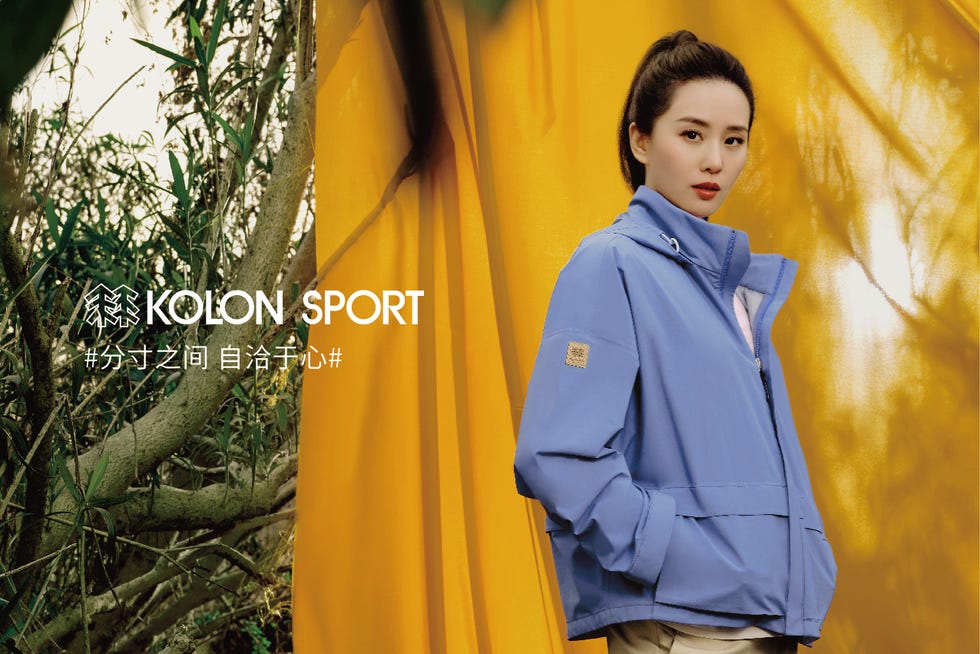 kolon sport 可隆品牌代言人刘诗诗身着女子系列产品 防风风衣