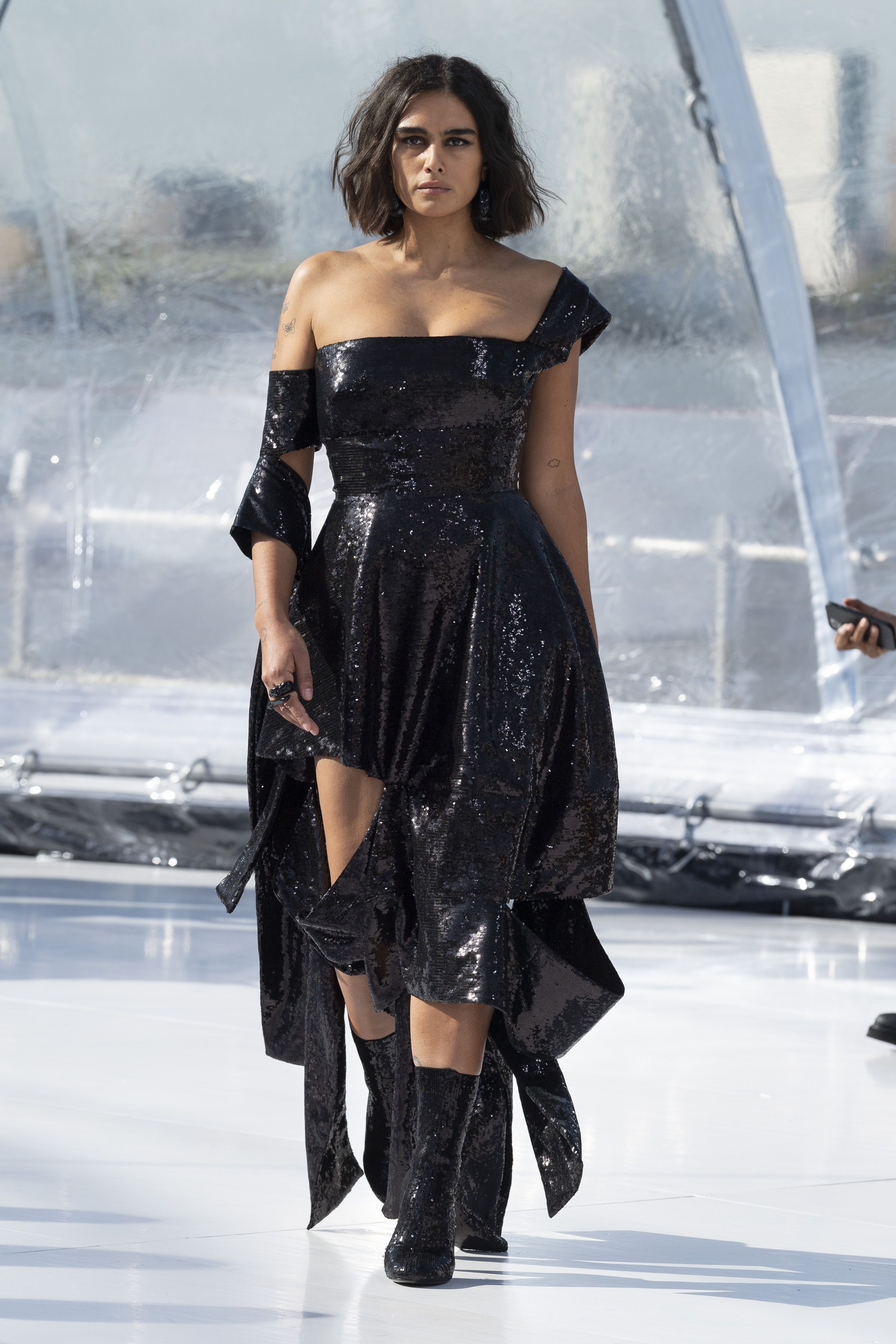 FIRST SIGHT Alexander McQueen 2023春夏女装系列