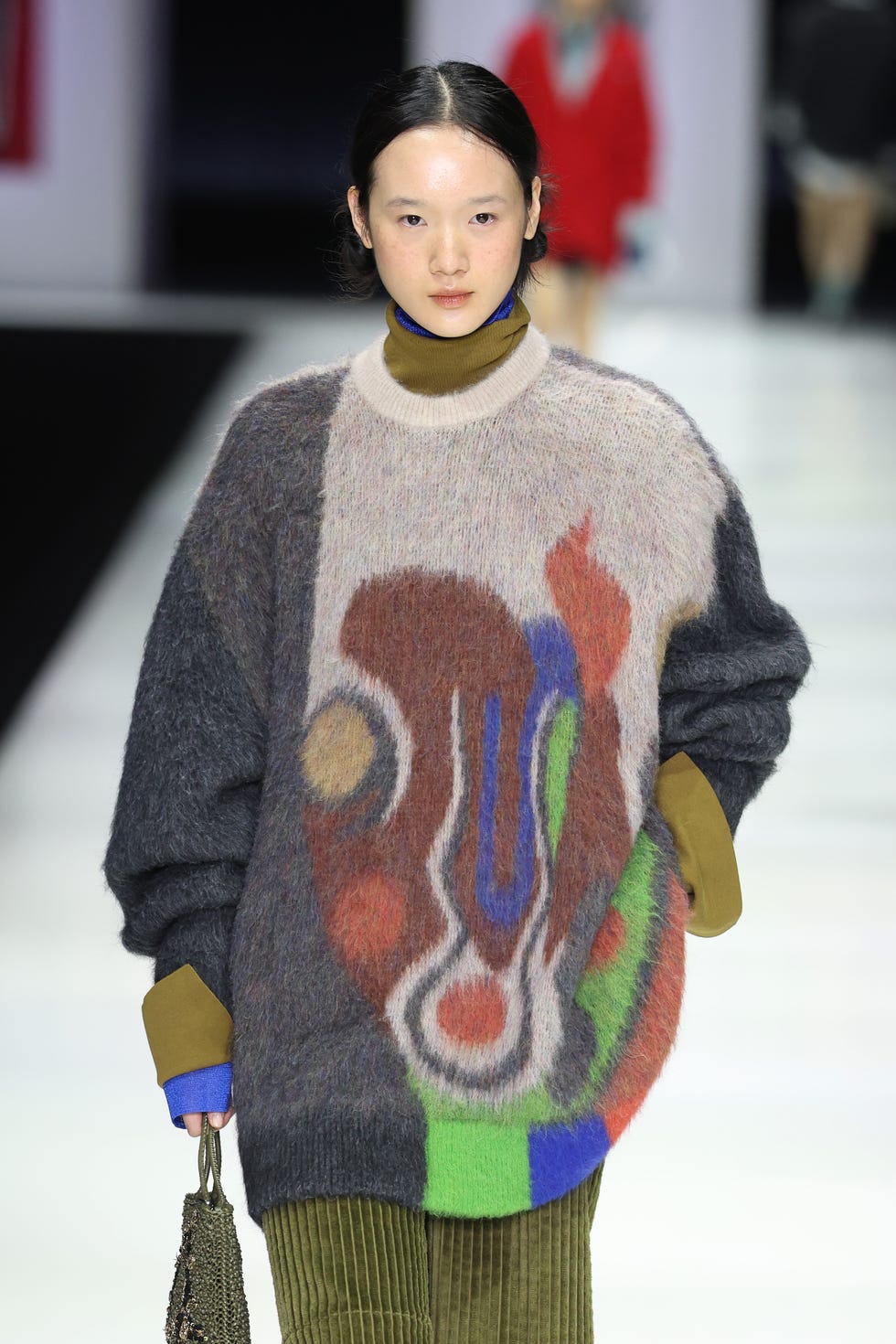 milan, italy february 27: a model walks the runway at the anteprima fashion show fall/winter 2025 2026 during the milan fashion week womenswear fall/winter 2025/2026 at scuola militare teulié on february 27, 2025 in milan, italy. (photo by daniele venturelli/getty images for anteprima)