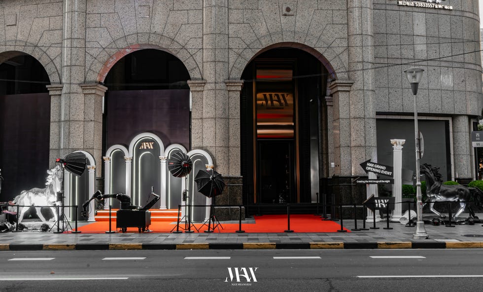 （max shanghai grand opening 现场装置）